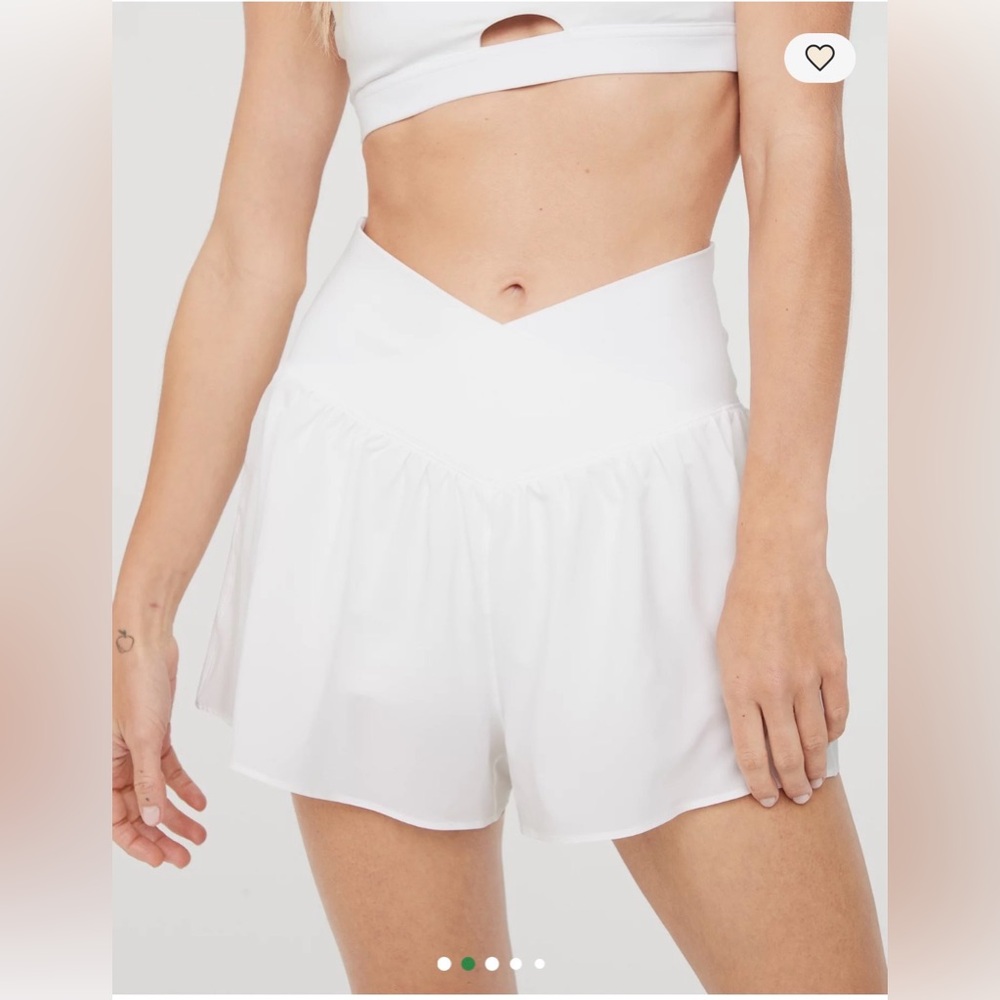OFFLINE By Aerie Real Me Crossover Flowy Short | women's small